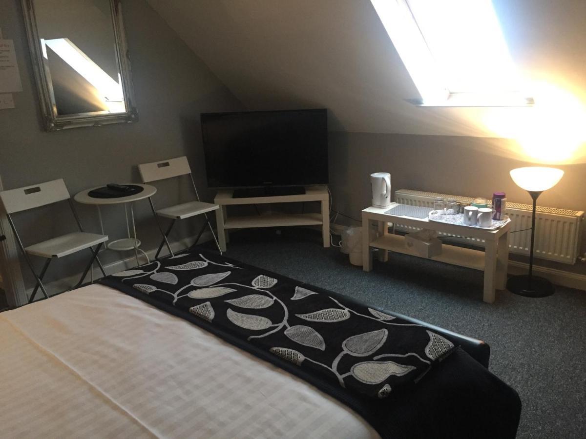 The Auld Cairn Hotell Cairnryan Exteriör bild