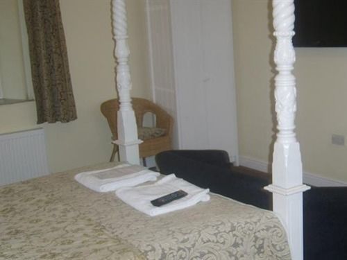 The Auld Cairn Hotell Cairnryan Exteriör bild